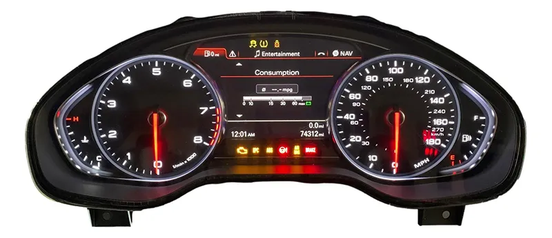 Fachgerechte Behebung von Pixelfehlern und Displayproblemen im Audi Kombiinstrument.